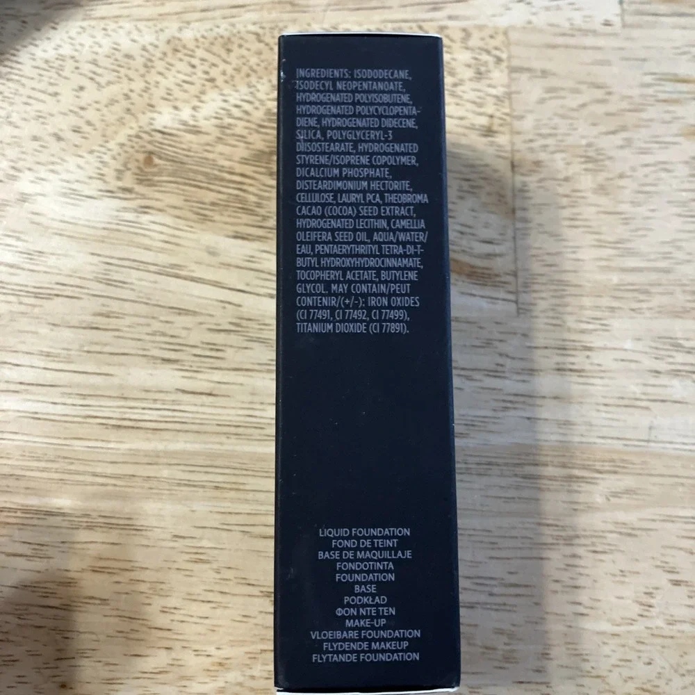 New Laura Mercier Real Flawless‎ Weightless Perfecting Foundation 6N1 Clove 1 oz